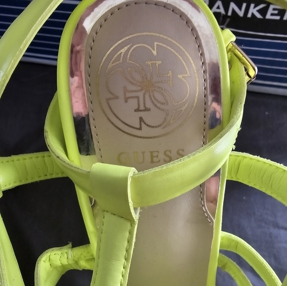 Guess Heels - Picture 3 of 3